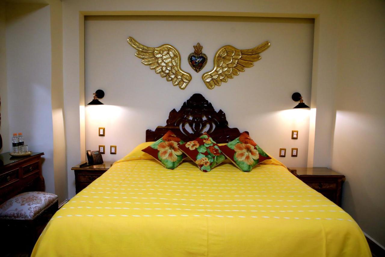 Hotel Casa Baez パツクアロ エクステリア 写真