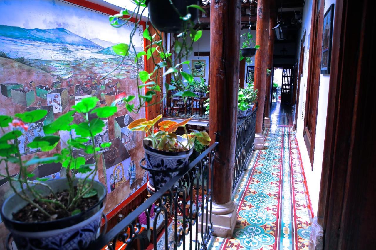 Hotel Casa Baez パツクアロ エクステリア 写真