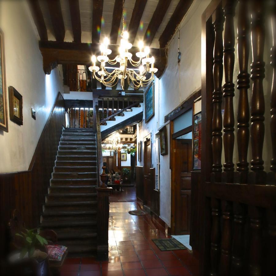 Hotel Casa Baez パツクアロ エクステリア 写真