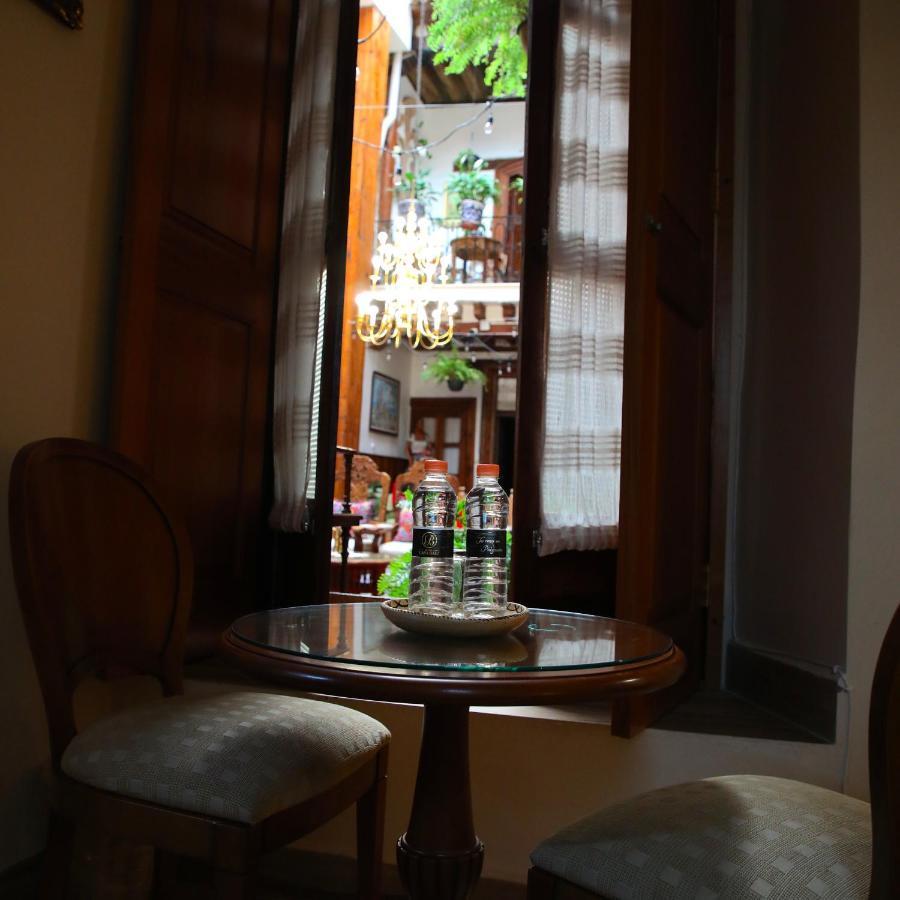 Hotel Casa Baez パツクアロ エクステリア 写真