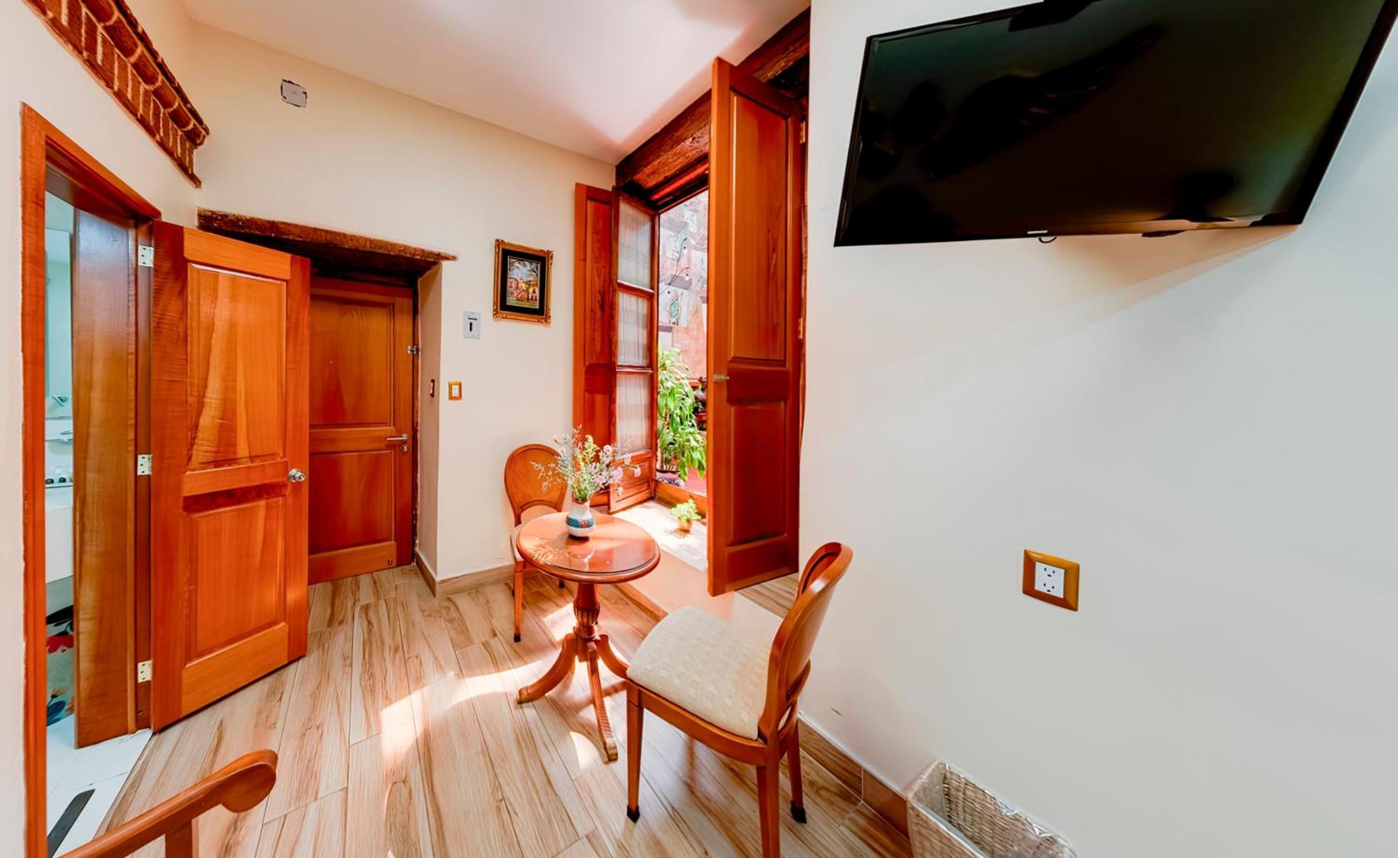 Hotel Casa Baez パツクアロ エクステリア 写真