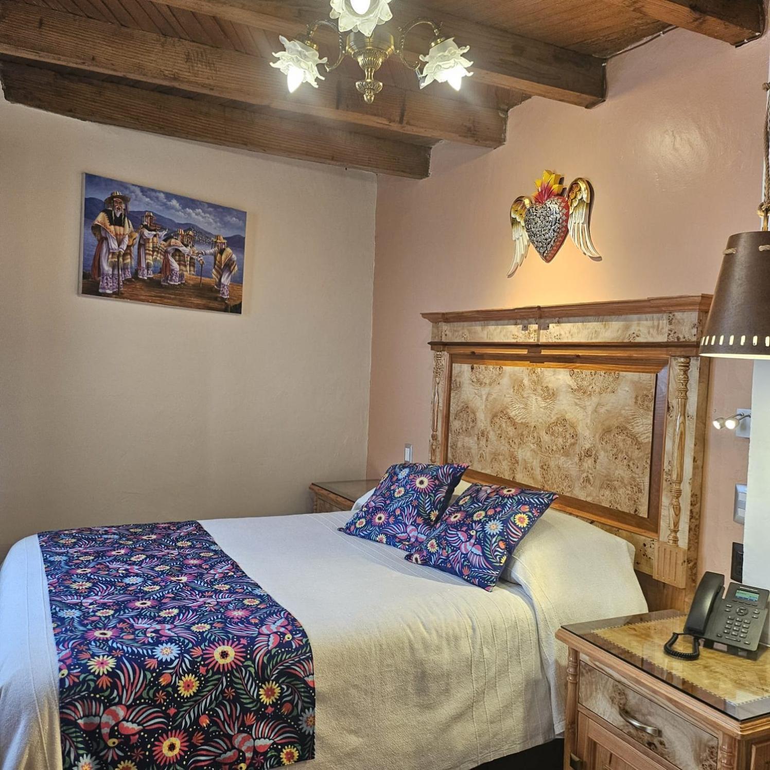 Hotel Casa Baez パツクアロ エクステリア 写真