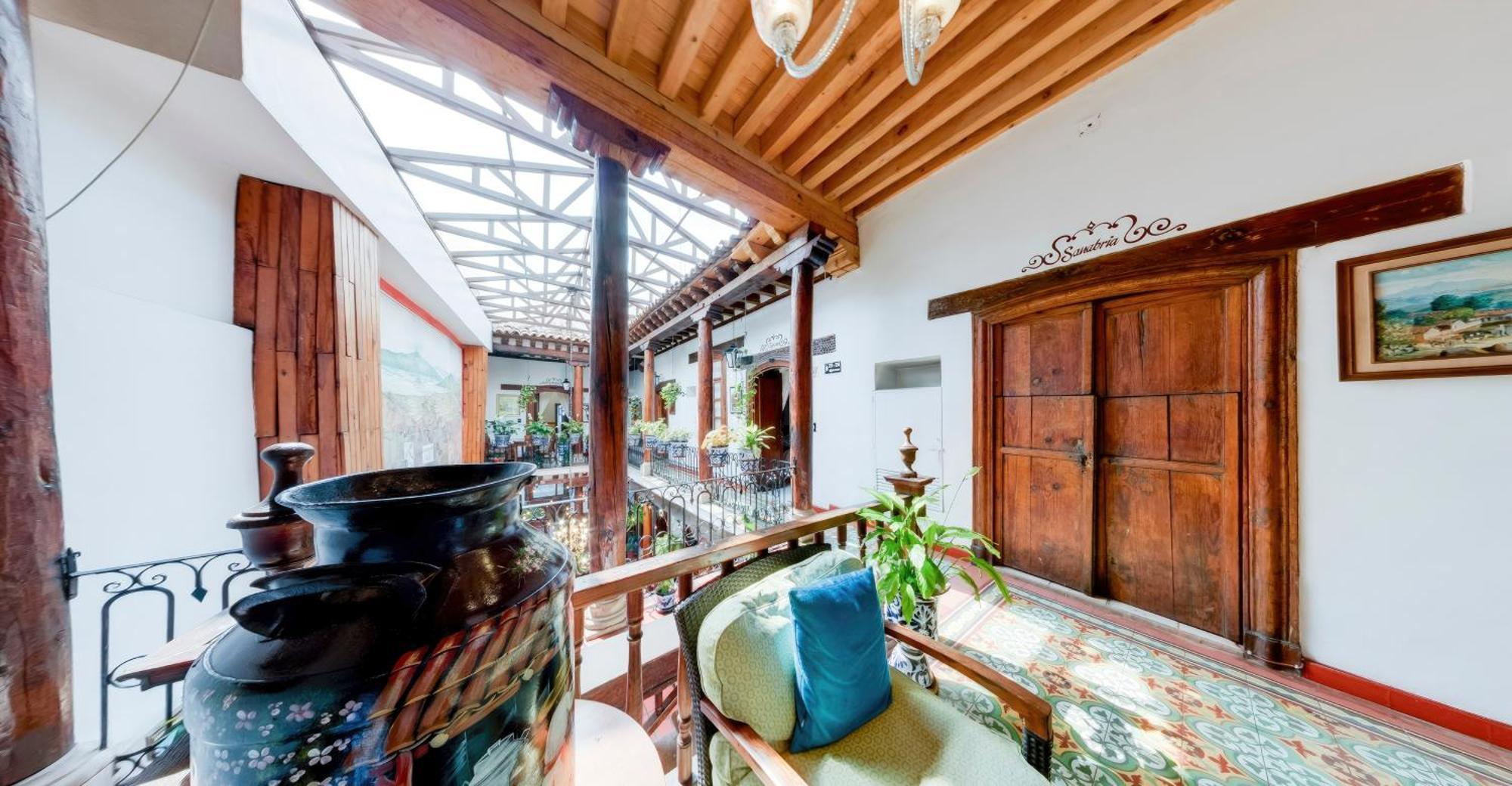Hotel Casa Baez パツクアロ エクステリア 写真