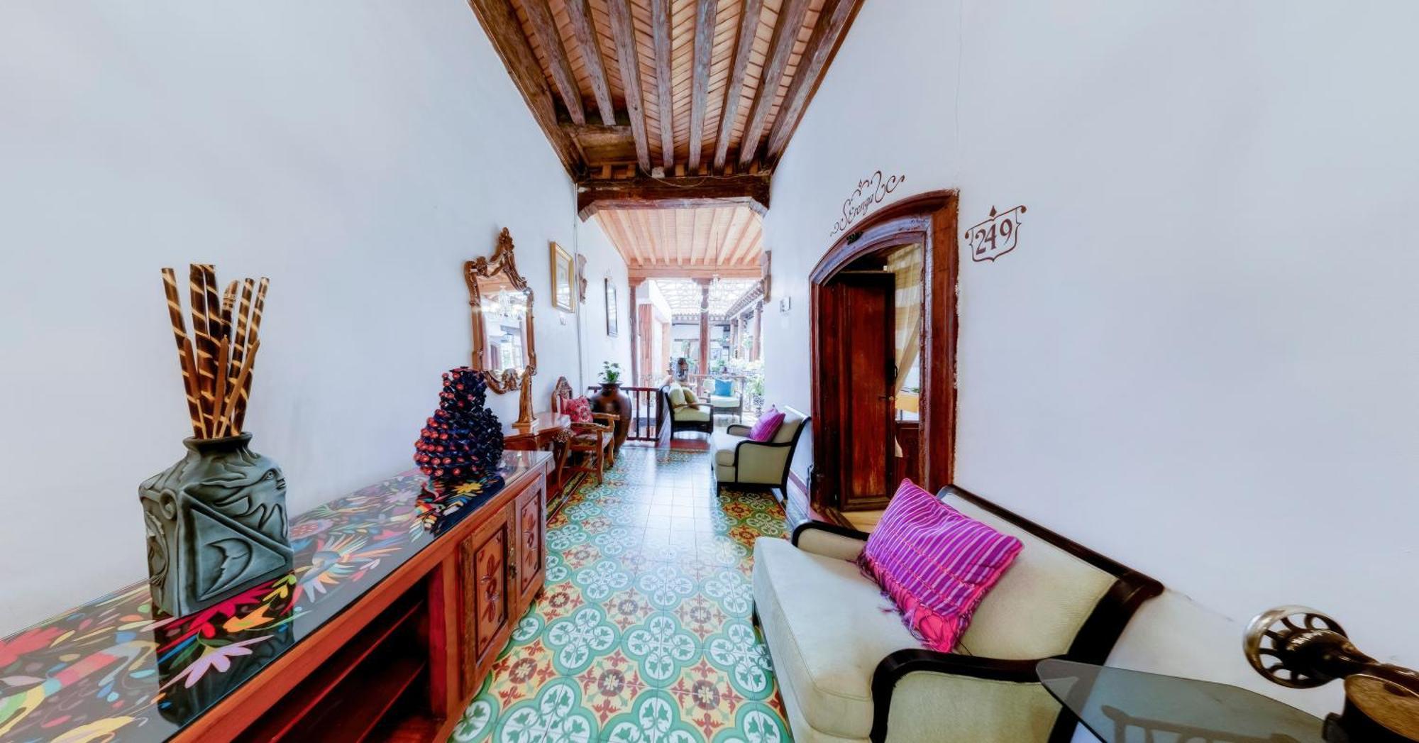 Hotel Casa Baez パツクアロ エクステリア 写真